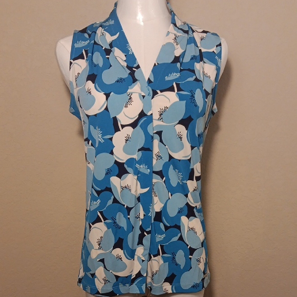 NWT. Tahari Blue and White Floral Blouse - Picture 1 of 10